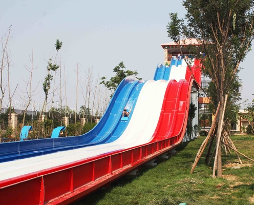 Скольжения воды радуги изготовленные на заказ Waterpark для игры воды семьи