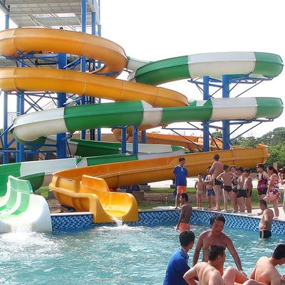 Оборудование Waterpark, стеклоткань открытая/близкое спиральн скольжение, изготовленная на заказ высота скольжений воды 11m