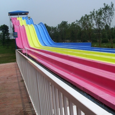 скольжение гонки стеклоткани Multi-майны Сторон--стороны, участвуя в гонке Waterslide, изготовленные на заказ скольжения воды