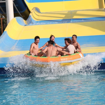 Оборудование парка Aqua стеклоткани, гигантское скольжение воды бумеранга для курорта