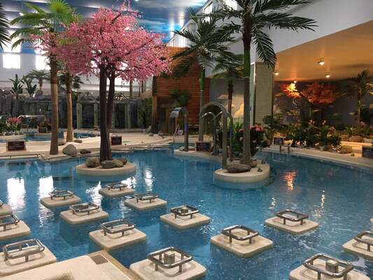 Коррозионно устойчивое оборудование для гидротерапии SPA с горячим оцинкованным металлом и интеллектуальной системой управления